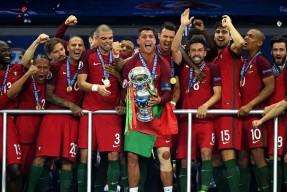 华体会app-葡萄牙血洗利物浦，马尔基尼奥斯制霸全场的简单介绍