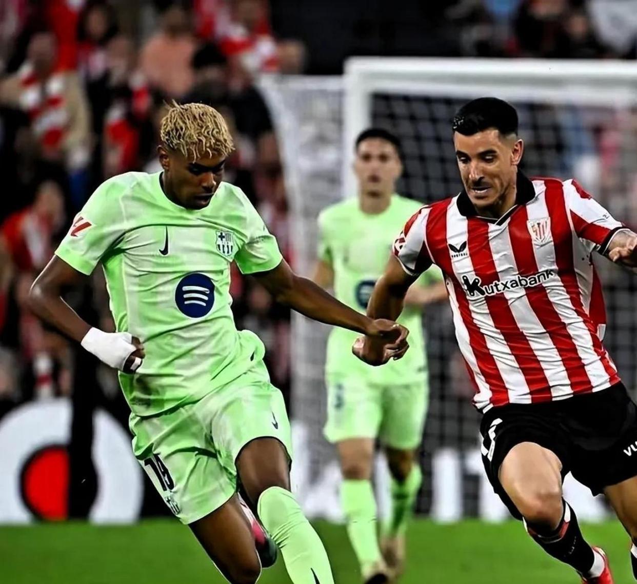 华体会下载-尤文力克巴萨,莱万补时绝平世界杯 第1张 华体会下载-尤文力克巴萨,莱万补时绝平世界杯 第1张